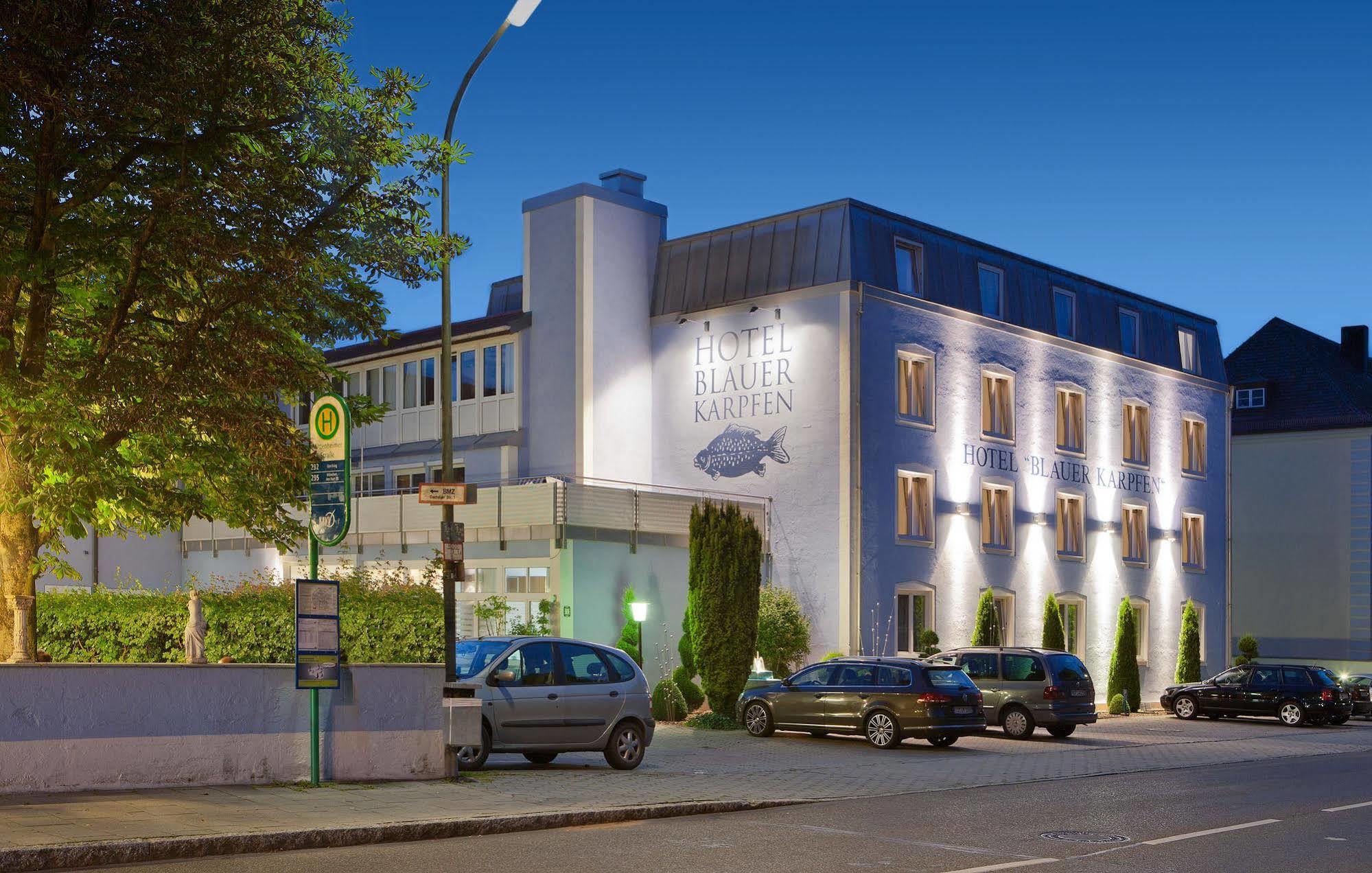 Hotel Blauer Karpfen Oberschleißheim Exterior foto